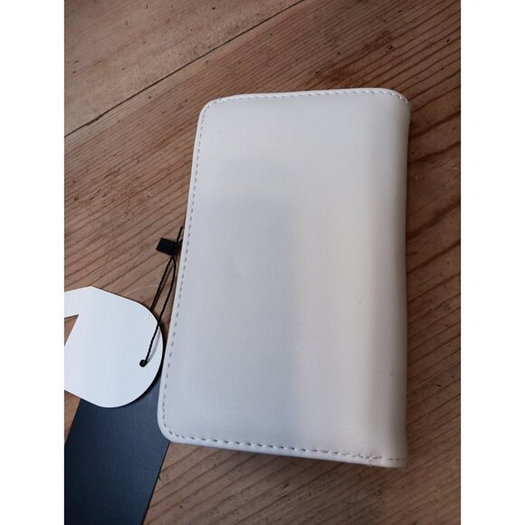 NEW! Wallet Beige Ivory Yani J'adore Bliss collect 7x4.5 Credit Card Coin Zipper - Picture 2 of 7